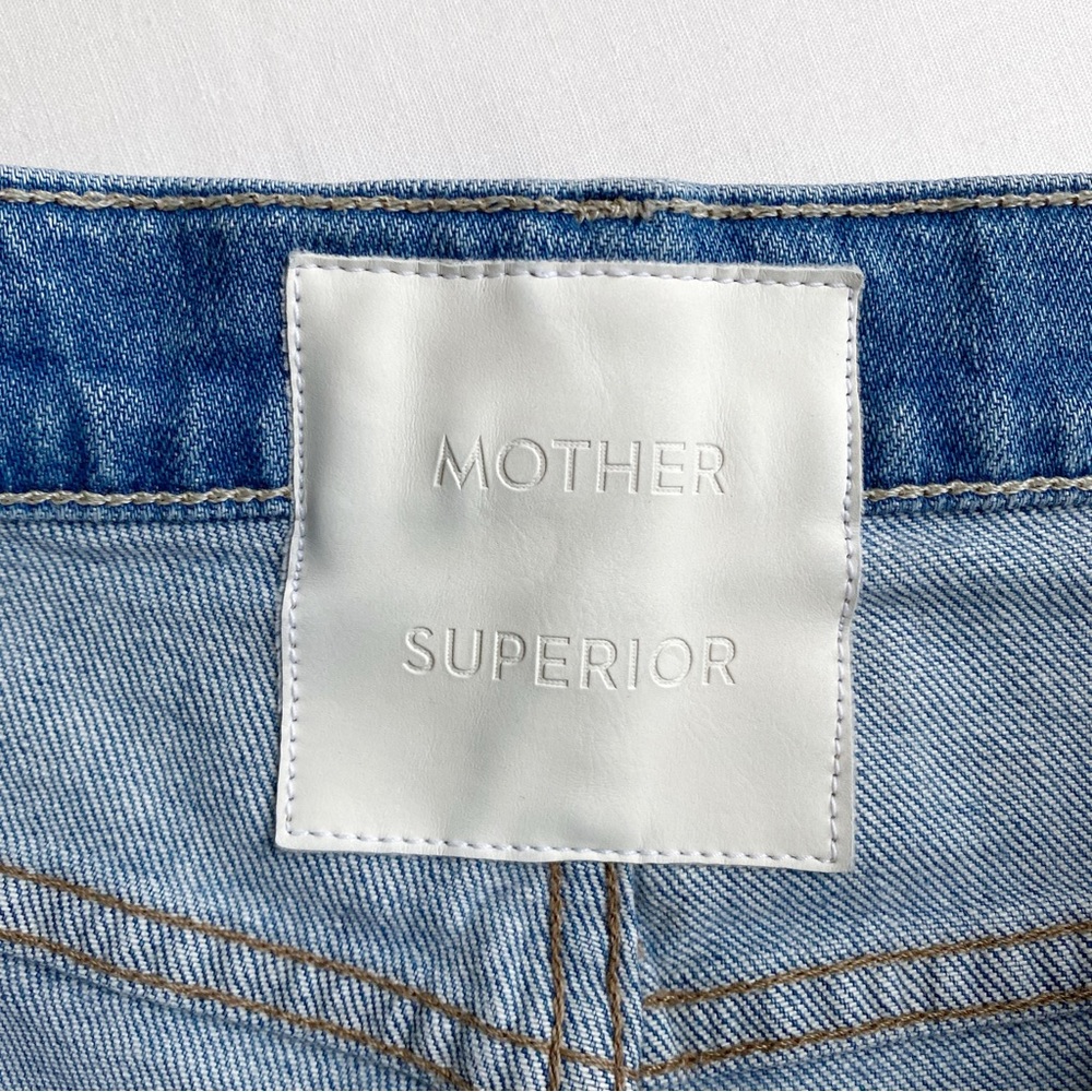 MOTHER Swooner Roller Yoke Crop Flare Jean - Picture 7 of 11